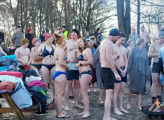 Nieuwjaarsduik Baalse Hei Turnhout 