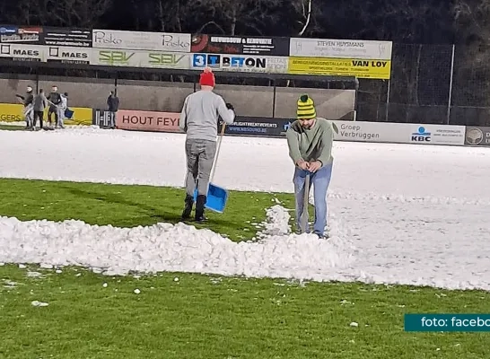 Voetbal sneeuw afgelast 