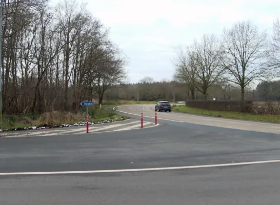 rotonde kruispunt Bevelsesteenweg-Gestelsesteenweg Heist-op-den-Berg