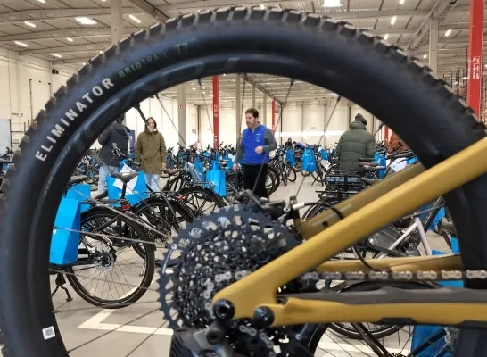 Decathlon houdt open dag voor tweedehands elektrische fietsen