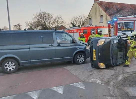 ongeval Meer auto op zijn zij