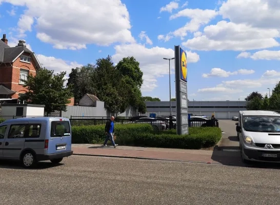 Lidl Dr Van de Perrestraat Geel