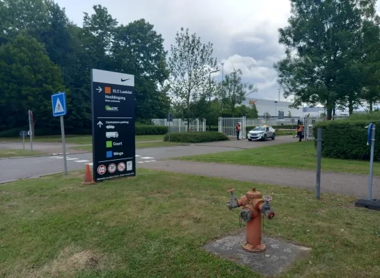 foto ingang distributiecentrum Nike Laakdal Meerhout