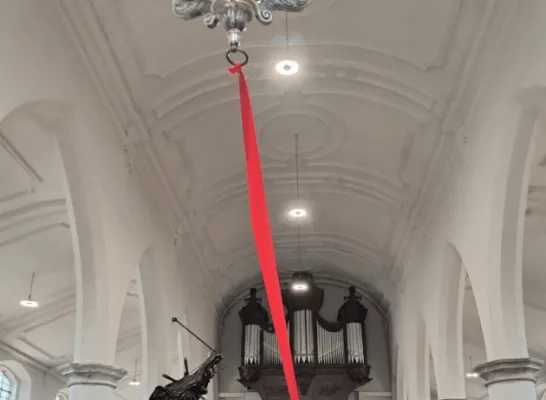 rode lijn St.-Martinuskerk 