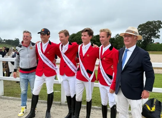 Goud voor Belgisch jumpingteam EK Goud voor Belgisch jumpingteam EK