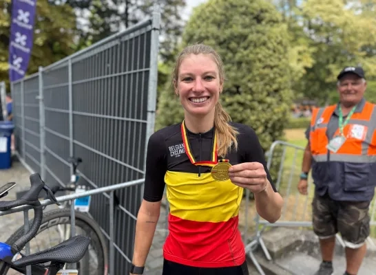 Jinse Peeters beste van de regio in kermiscross Ardooie