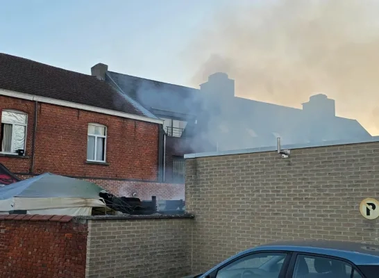 brand Turnhout centrum rook