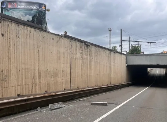 ongeval bus tunnel Leopoldplein station Lier