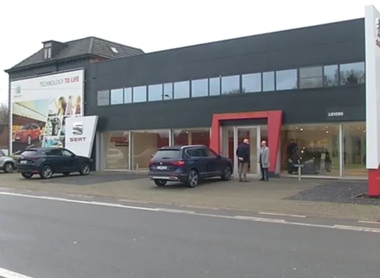 Lievens Seat auto garage Albert Heijn Geel Molseweg vergunning site ligging 