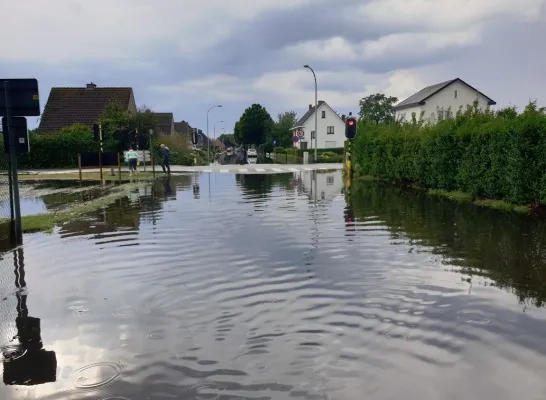 Opnieuw Regen En Onweer KMI Kondigt Code Geel Af, Kans Op Wateroverlast ...