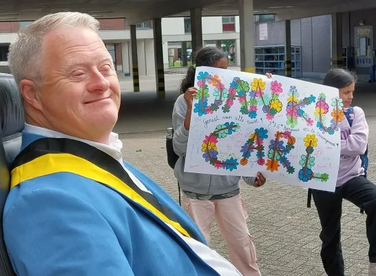 Carl Dams uitgewuifd in VBS De Droomgaard Geel