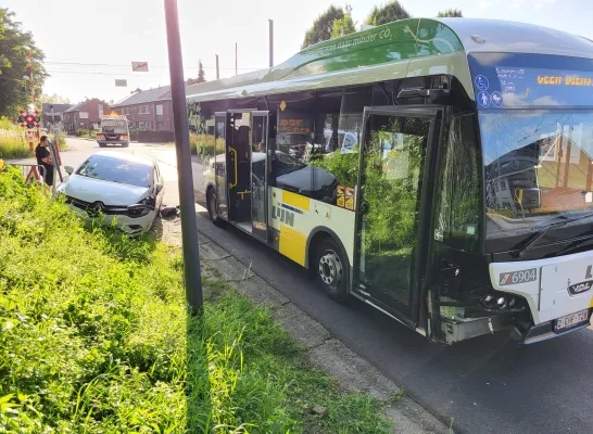 bus De Lijn ongeval Turnhout