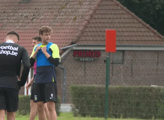 Nicolas Madsen op de eerste training van het seizoen bij KVC Westerlo