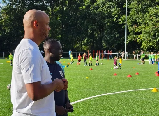 Voetbal Breeven trainer Kompany