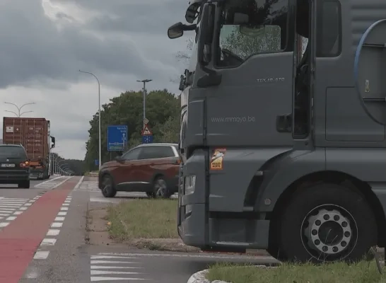 ongeval vrachtwagen speedpedelec affrit E34 Turnhout