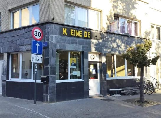 Kleine Derby café Stationsstraat Mechelen verzegeling