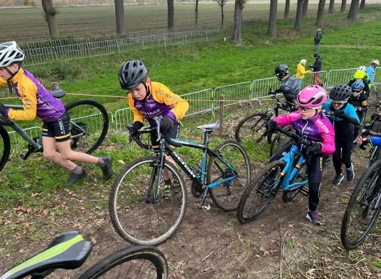 Jongste veldrijders op parcours Superprestige Merksplas