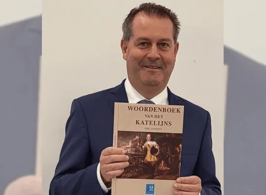 Eric Janssens en zijn 'Woordenboek van het Katelijns'