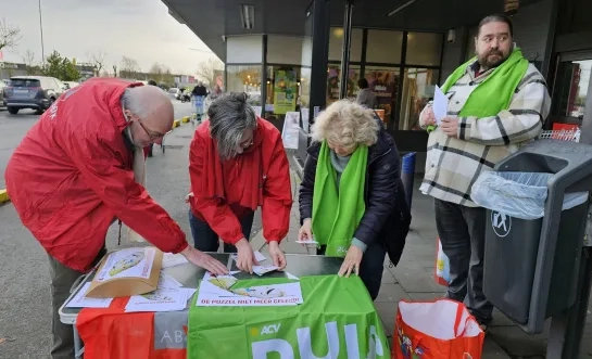 Vakbonden voeren actie Carrefour Lier tegen werkdruk