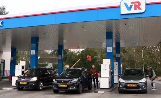 Tankstation Van Raak