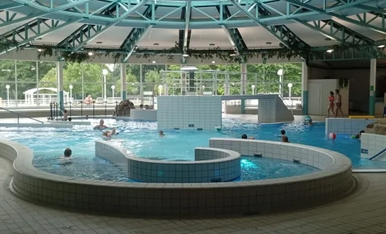 Netepark zwembad binnen Herentals