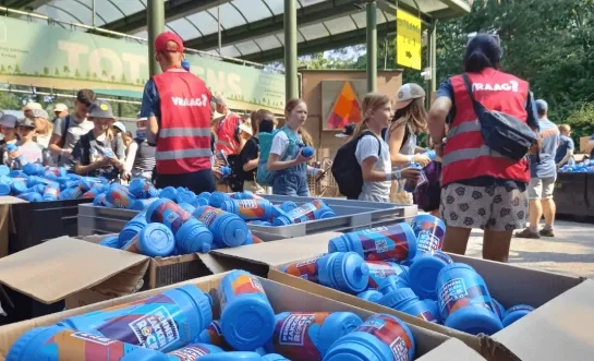 kinderen krijgen drinkbus Pennenzakkenrock