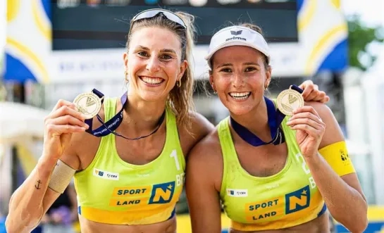 Sarah Cools en Lisa Van den Vonder winnen Beach Pro Tour Baden
