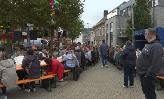 Langste ontbijttafel in Beerzel