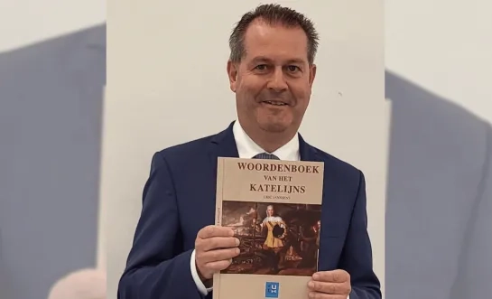 Eric Janssens en zijn 'Woordenboek van het Katelijns'