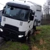 Vrachtwagen gracht Bornem