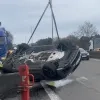 auto over de kop E313