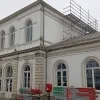 Stationsgebouw Lier in de steigers