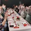 75-pluis amuseert zich op Valentijnsmiddag dat het een lieve lust is