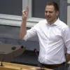 Thijs Verbeurgt Mechelen legt eed af in Vlaams parlement